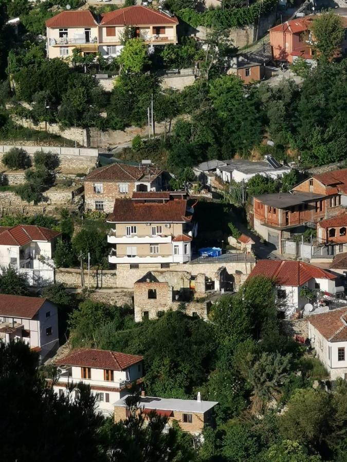 Guesthouse Bellavista Berat Eksteriør billede