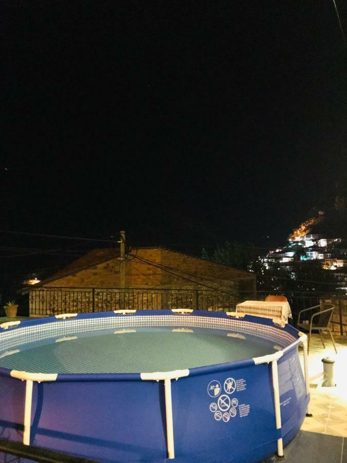 Guesthouse Bellavista Berat Eksteriør billede